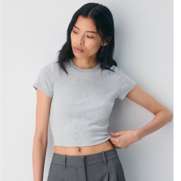 Aritzia Tops - NWT Aritzia TNA Tee